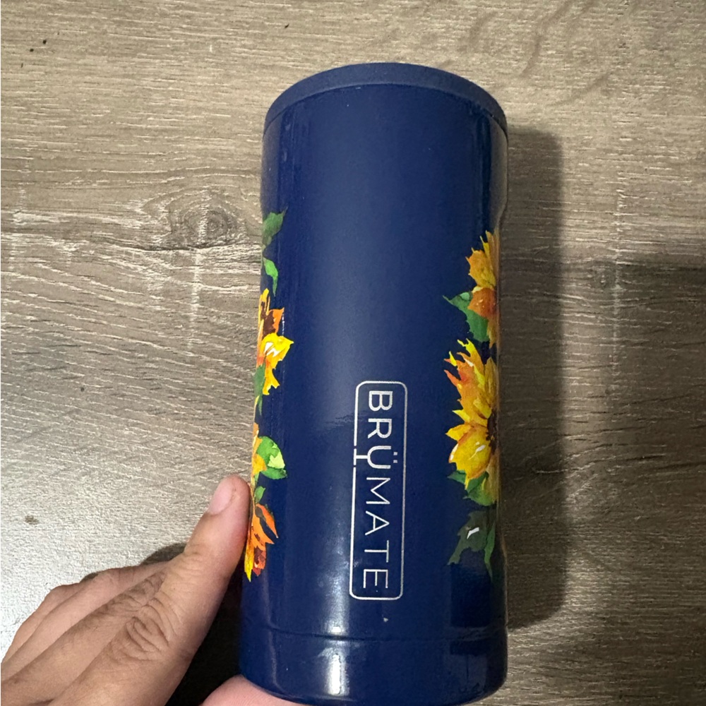 Brumate Slim in Navy Sunflower